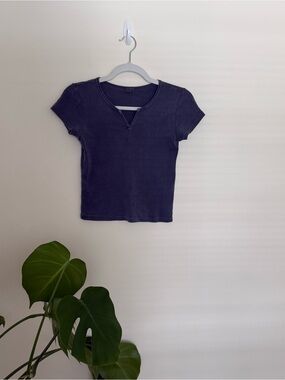 Women’s Short Sleeve Notch Neck Tee - Navy